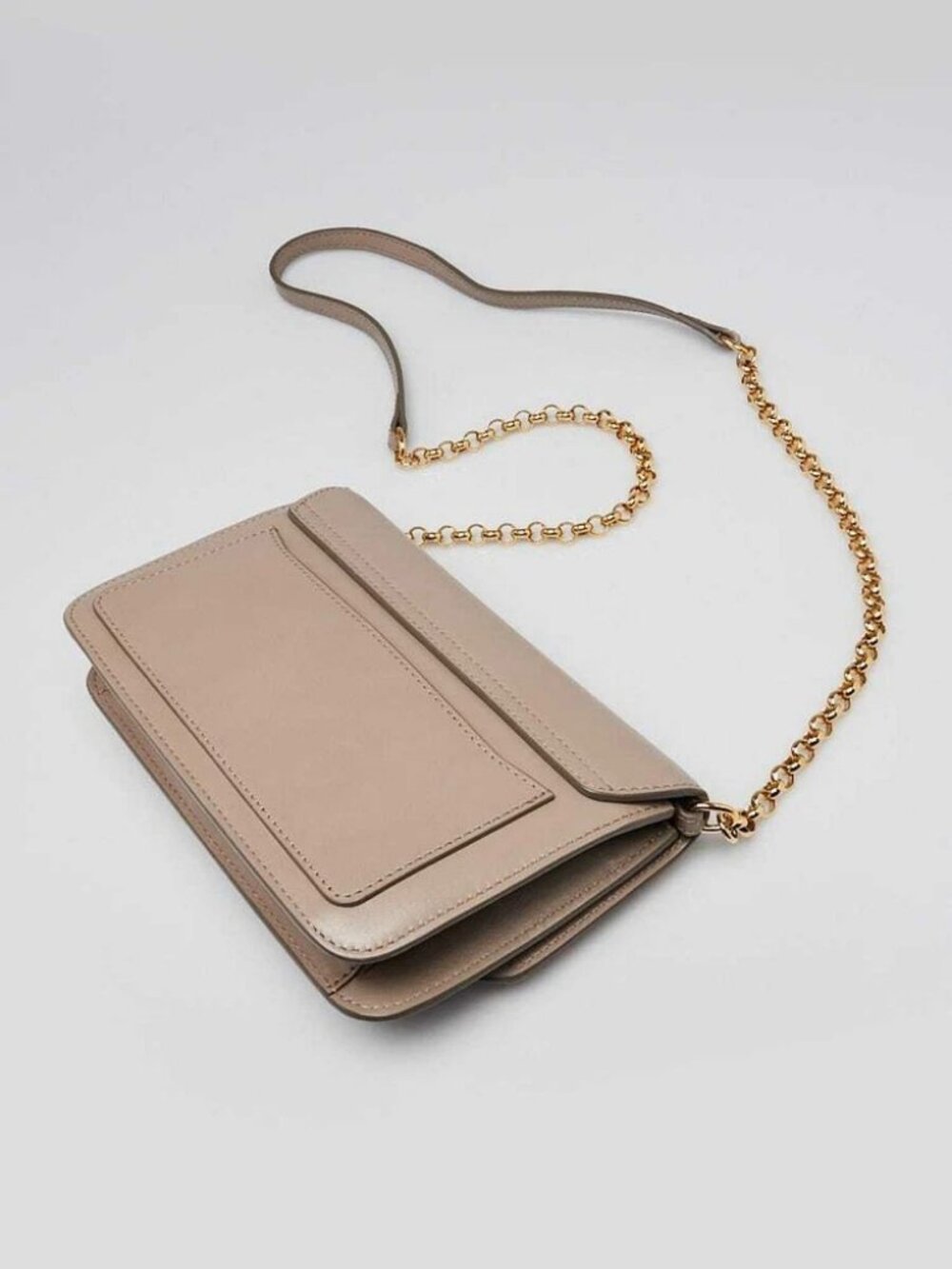Chloe Motty Grey Calfskin Leather and Suede C Chain Clutch Bag - Picture 2 of 11